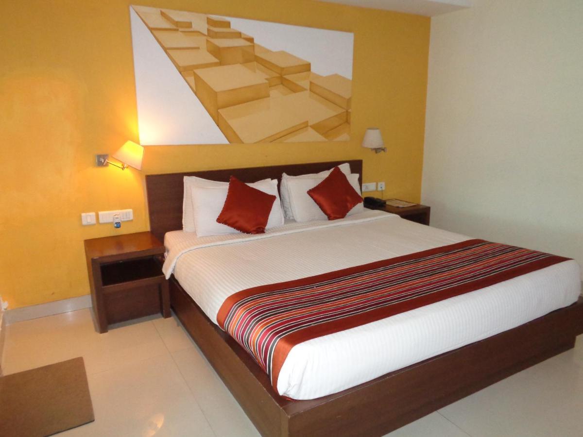 Orbit Hotel - Bagdogra Extérieur photo