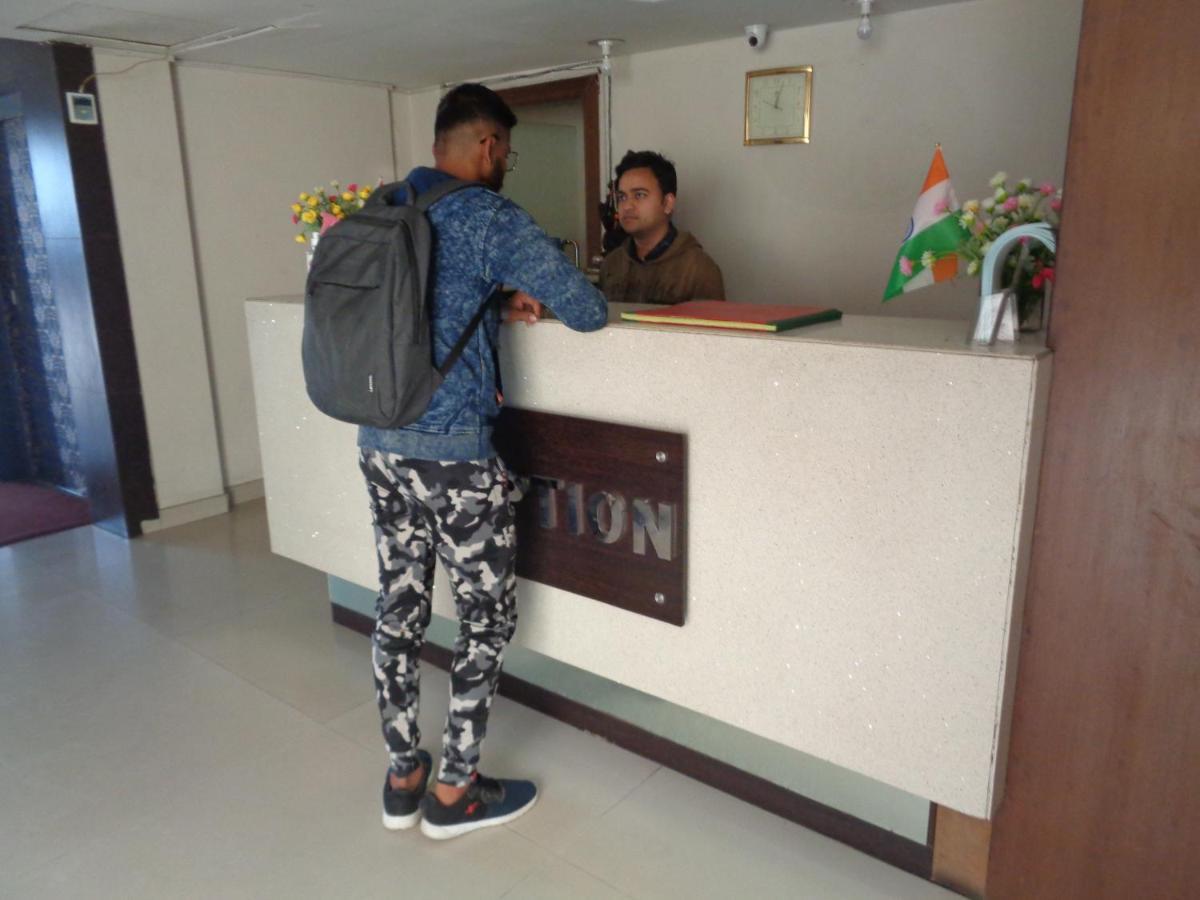 Orbit Hotel - Bagdogra Extérieur photo