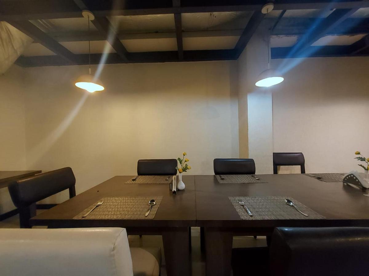 Orbit Hotel - Bagdogra Extérieur photo