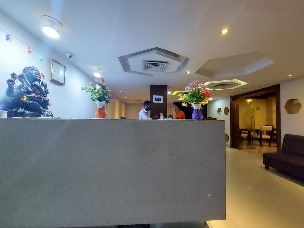 Orbit Hotel - Bagdogra Extérieur photo
