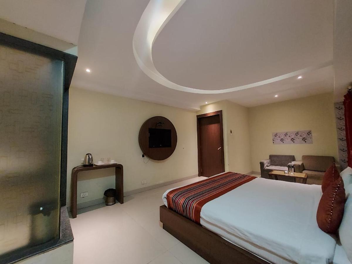 Orbit Hotel - Bagdogra Extérieur photo