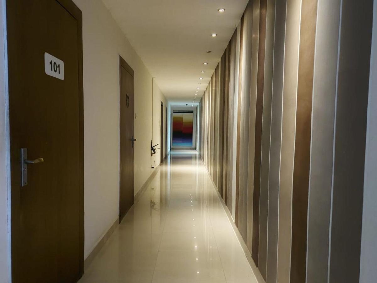 Orbit Hotel - Bagdogra Extérieur photo