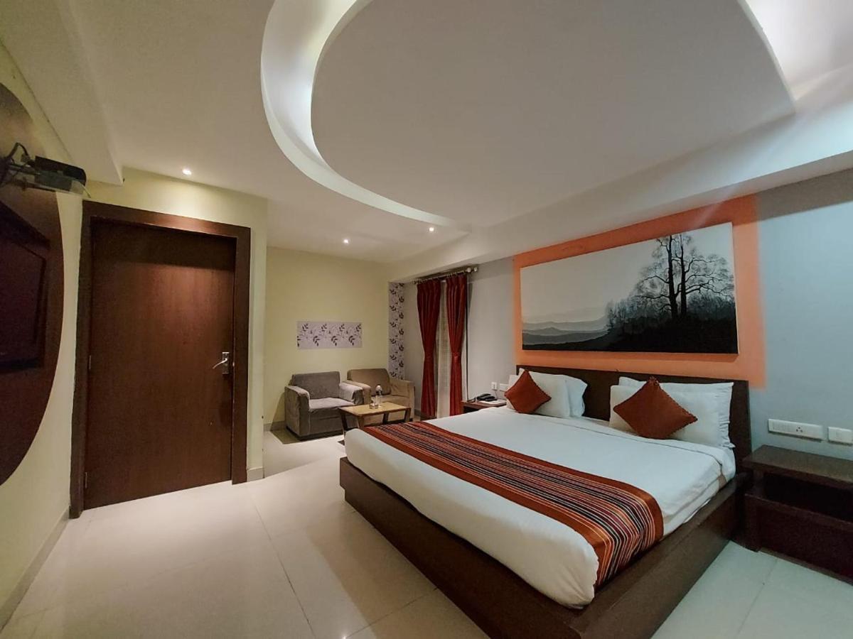 Orbit Hotel - Bagdogra Extérieur photo