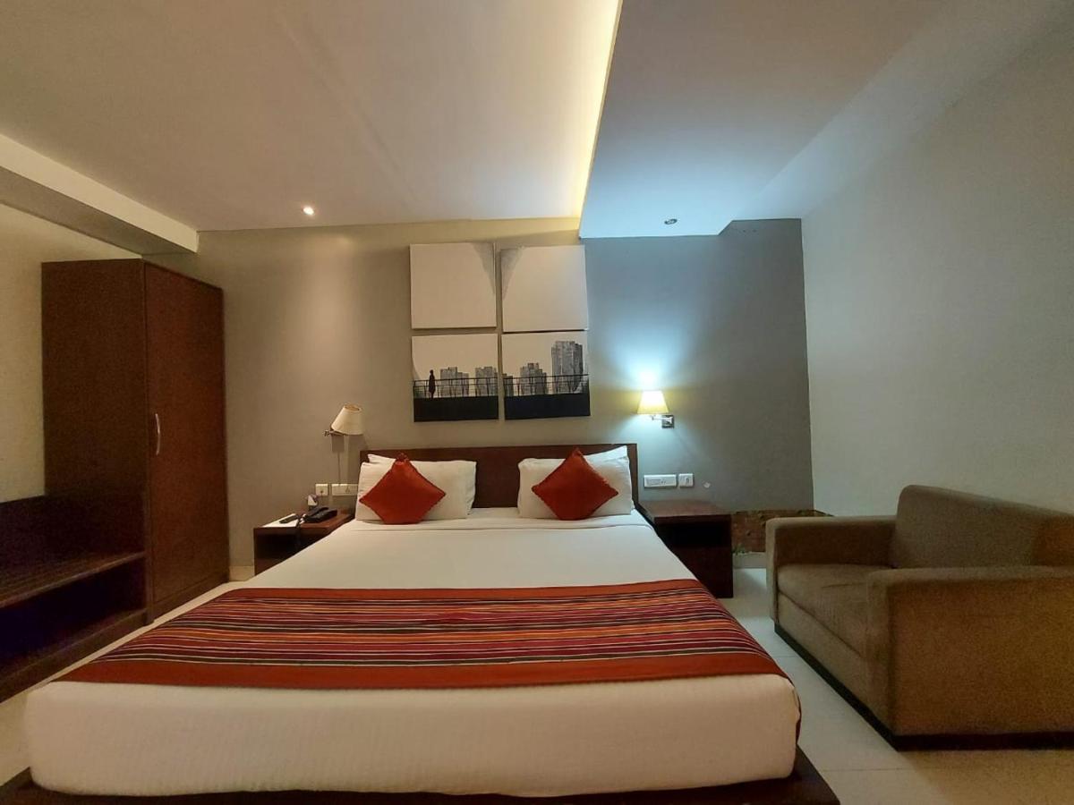Orbit Hotel - Bagdogra Extérieur photo
