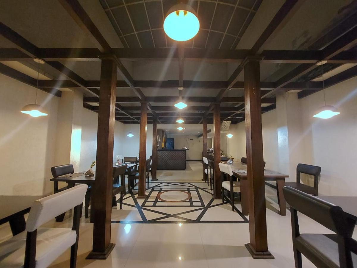 Orbit Hotel - Bagdogra Extérieur photo